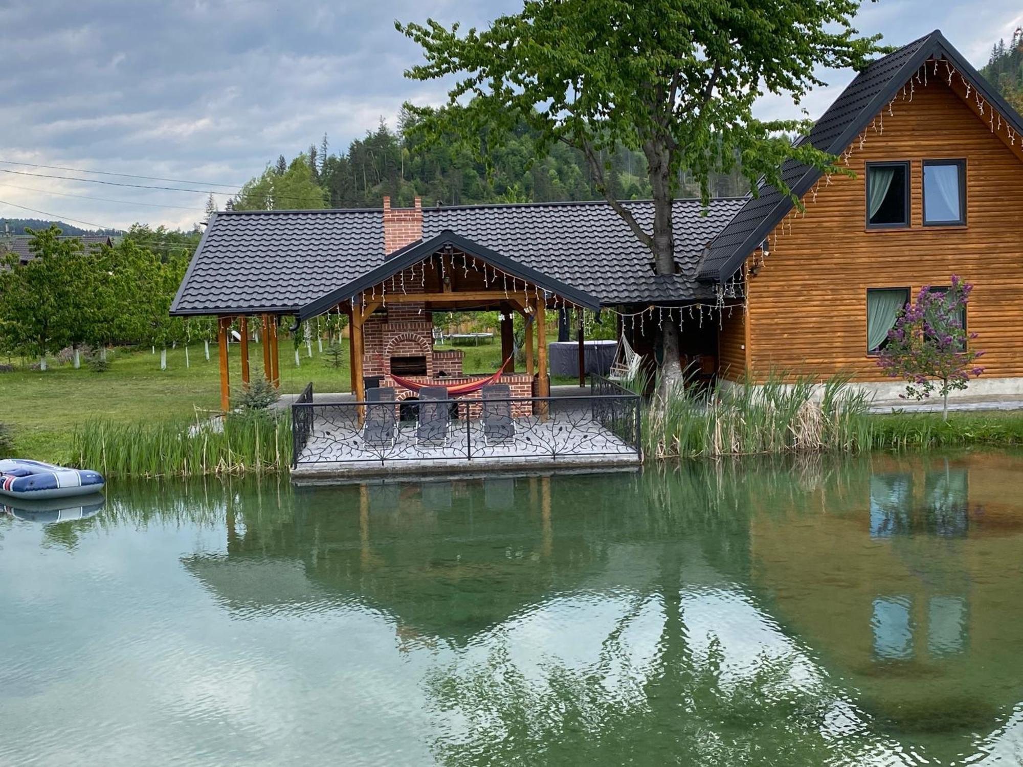 Moonlake Chalet Gainesti Экстерьер фото